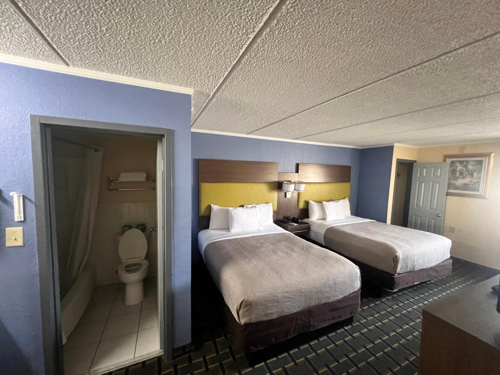 Quality Inn & Suites Near Six Flags East Атланта Экстерьер фото